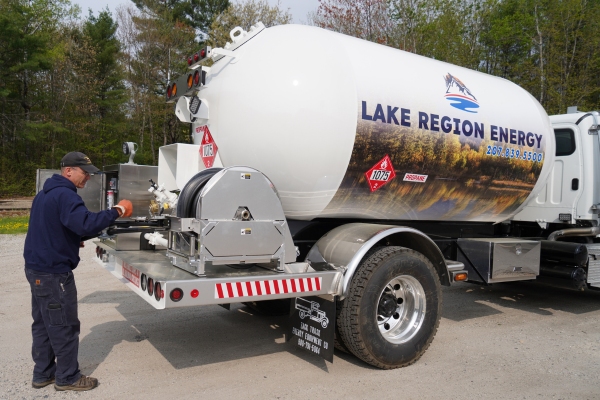 Lake Region Energy propane delivery truck and staff