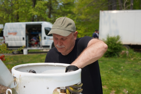 Lake Region Energy propane tank inspection